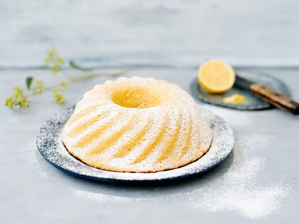 Saftig citronkaka med tydlig smak utan bitterhet