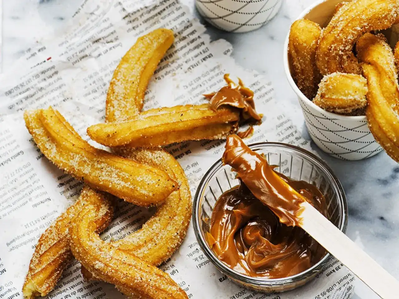 Frasiga churros hemma - recept med kanelsocker