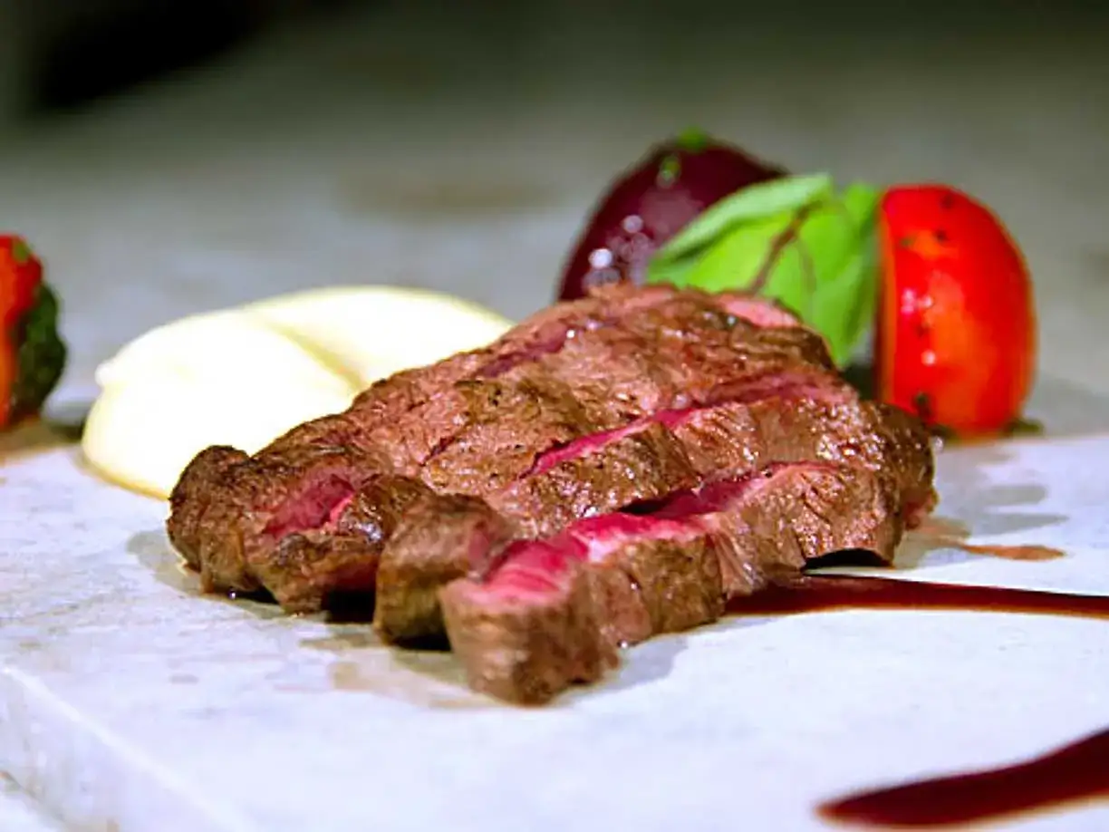 Flat iron steak - så får du den mör och saftig